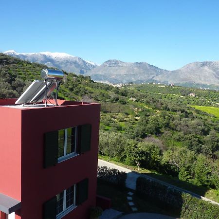 Entire Independent Maisonette Near Heraklion Pottery Classes Petrokefalo Bagian luar foto