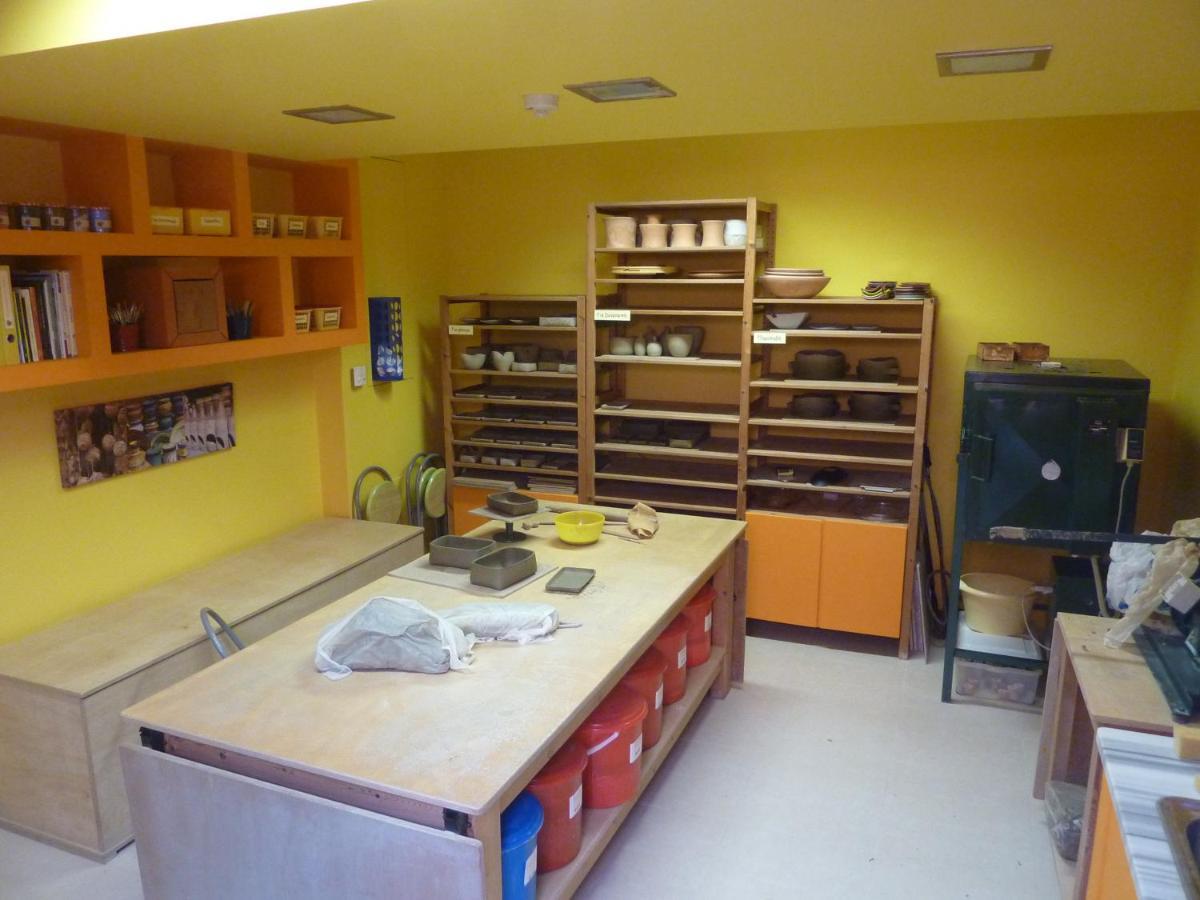 Entire Independent Maisonette Near Heraklion Pottery Classes Petrokefalo Bagian luar foto